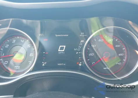 2016 Dodge Charger Sxt z USA, uszkodzony, nr VIN 2C3CDXJG5GH267926